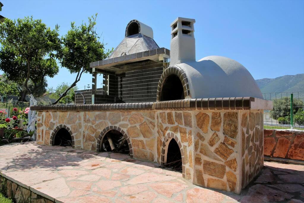"Elegant & Quiet House" Apartment Igoumenitsa Exterior photo