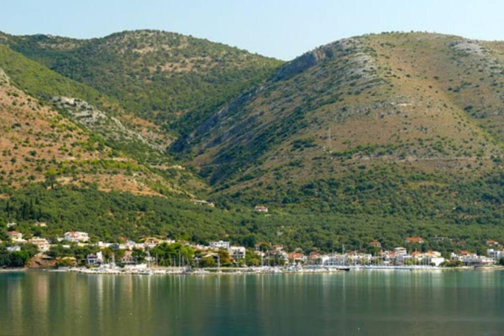 "Elegant & Quiet House" Apartment Igoumenitsa Exterior photo